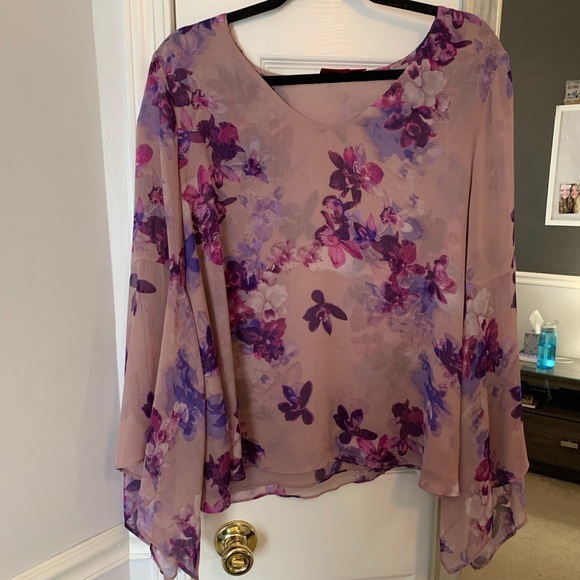 Jennifer Lopez Tops - Floral Work Top
